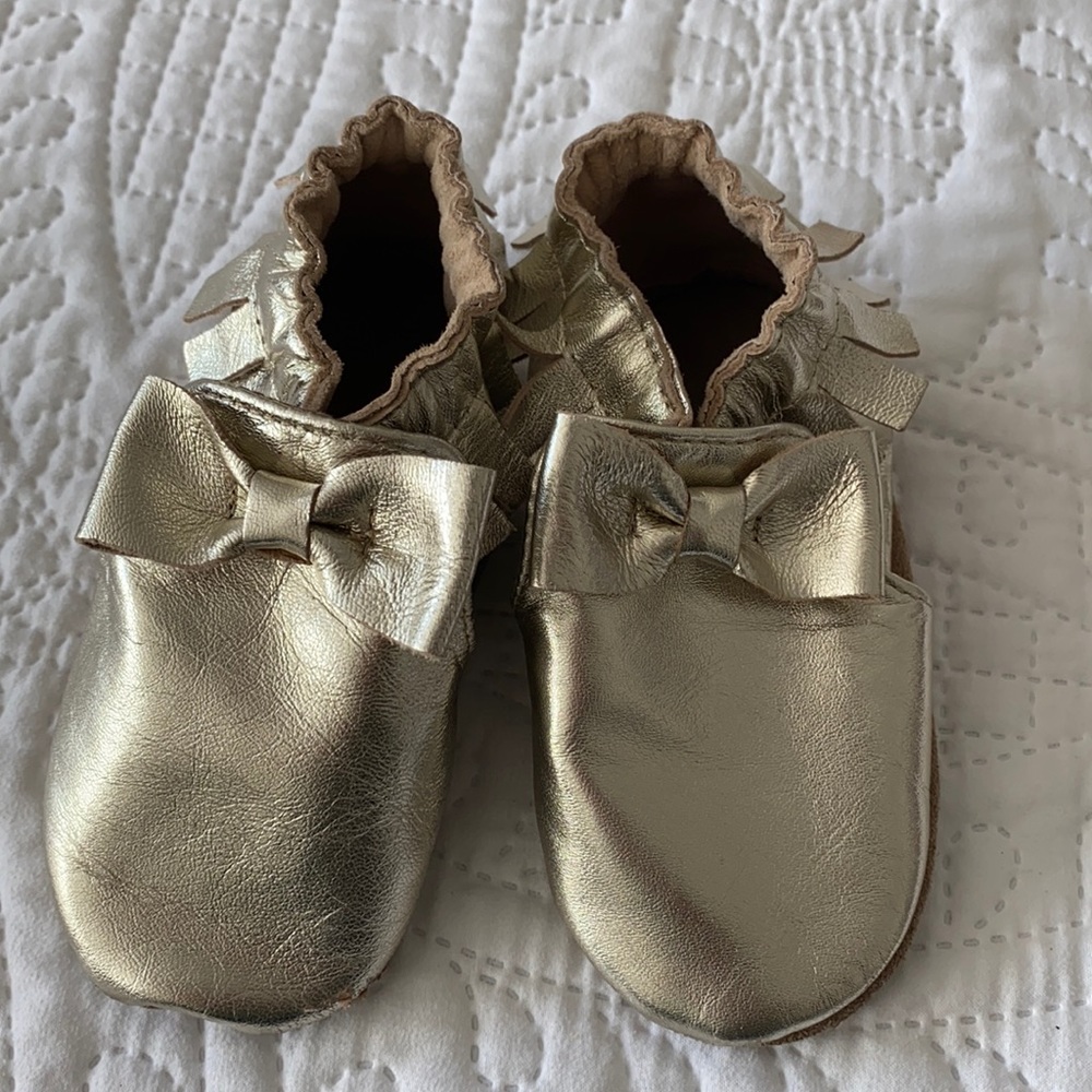 Robeez soft bottom Moccasins